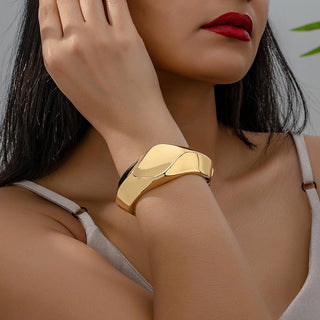Sculpted Cuff - SMODDO